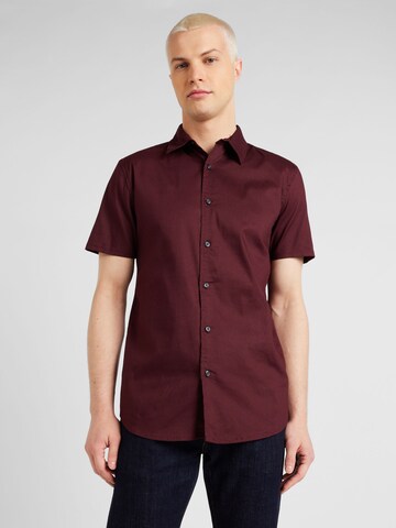 BURTON MENSWEAR LONDON - Ajuste regular Camisa en rojo: frente