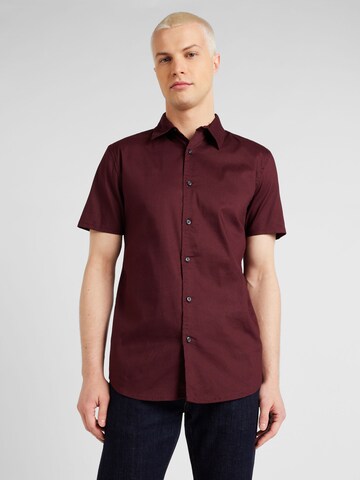 BURTON MENSWEAR LONDON Regular fit Overhemd in Rood: voorkant