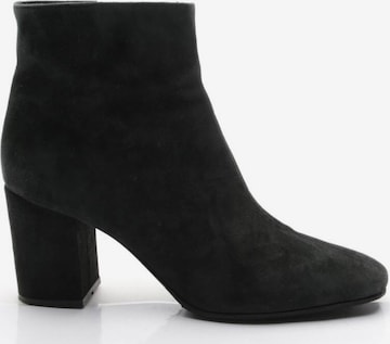 Anine Bing Dress Boots in 40 in Black: front