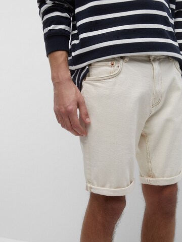 Pull&Bear Regular Shorts in Beige