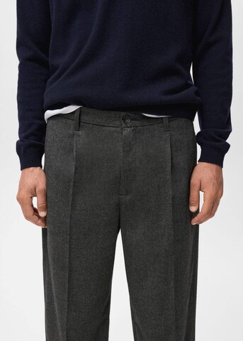 MANGO MAN Regular Pleat-Front Pants 'Piedra' in Grey