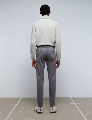 pilka Scalpers Prigludęs „Chino“ stiliaus kelnės