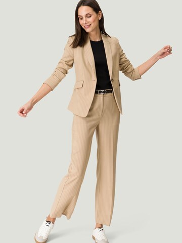 Blazer di zero in beige