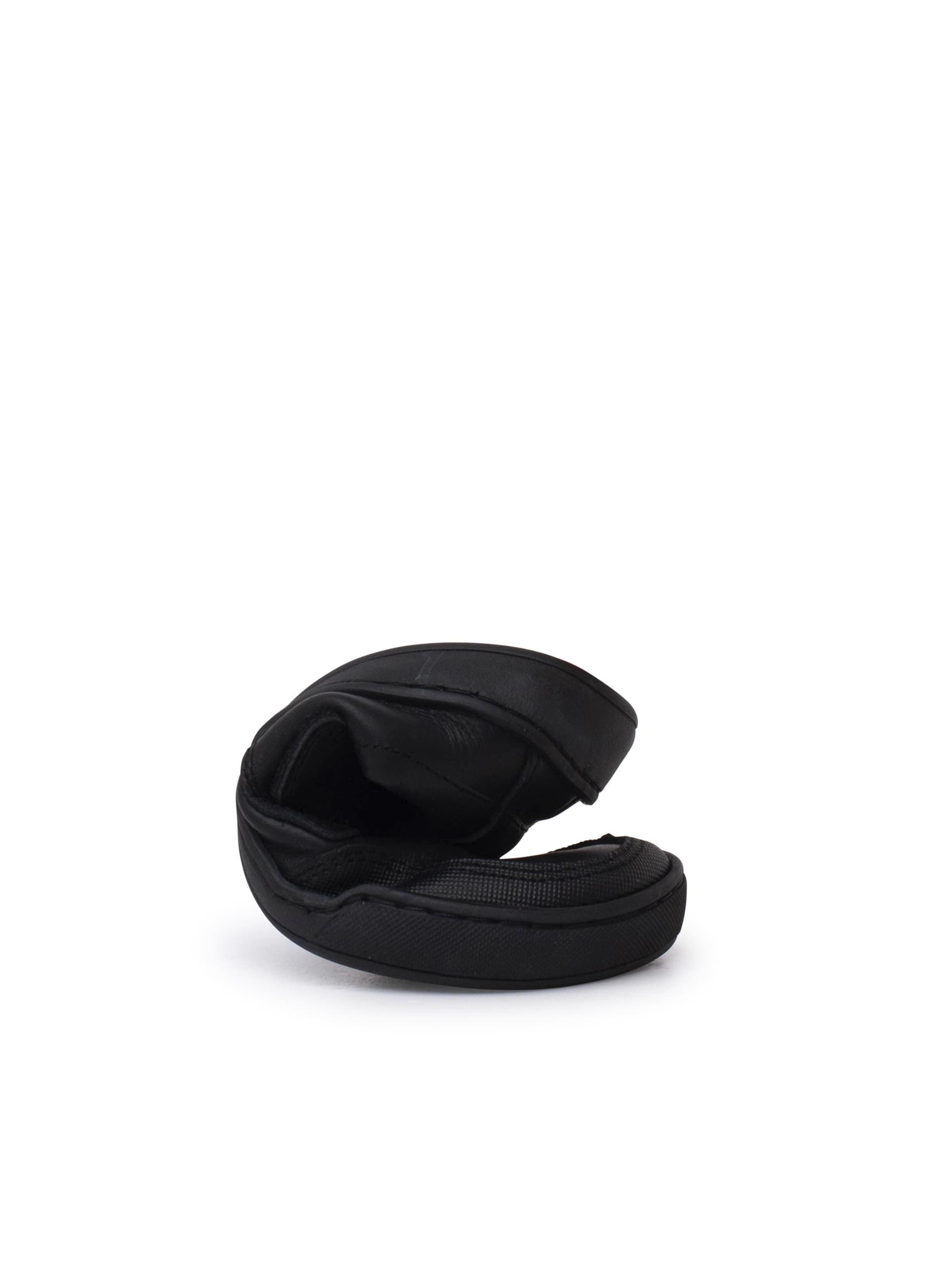 Chaussure basse Pisamonas en noir