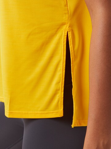 T-shirt fonctionnel 'Tech Touch' Superdry en jaune