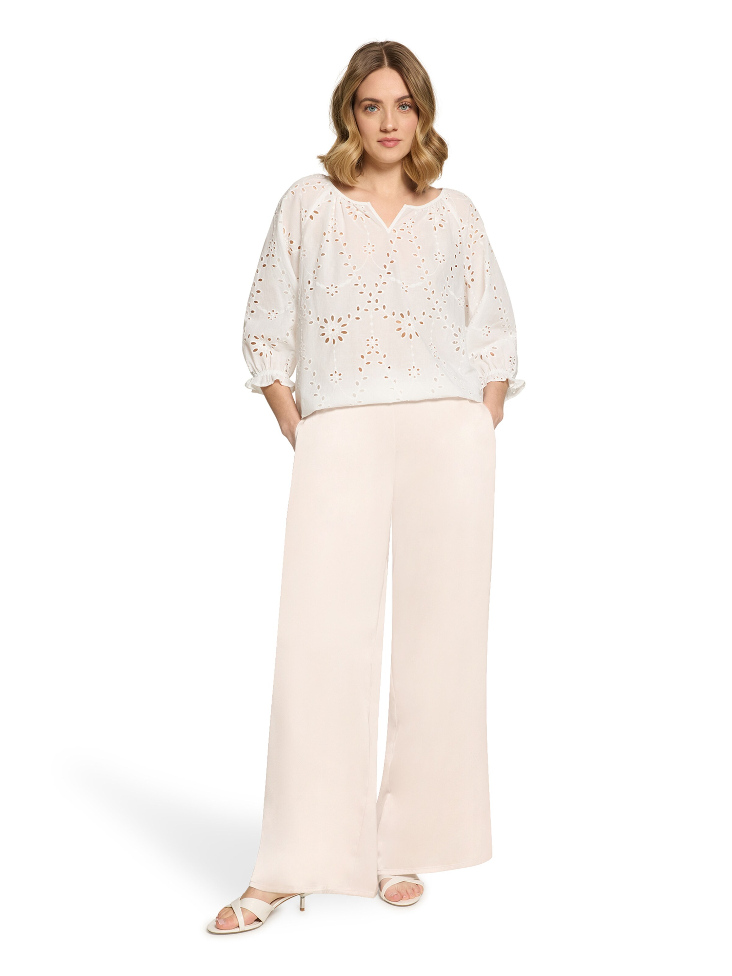 Betty Barclay Regular Pants in Beige: front