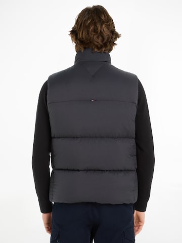 TOMMY HILFIGER Vest in Black