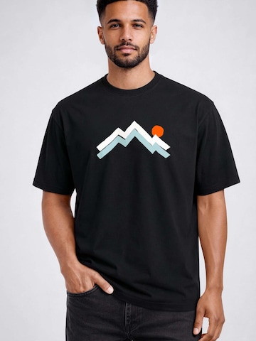 Neverless Shirt 'Berge Sonne'‌‌‌‌‌‌‌‌‌ in Schwarz