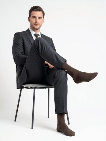 QOLONIA Socks 'Business Anzugsocken' in Grey: front
