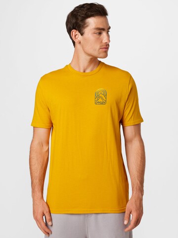 OAKLEYTehnička sportska majica 'Mountain Sun' - žuta boja: prednji dio