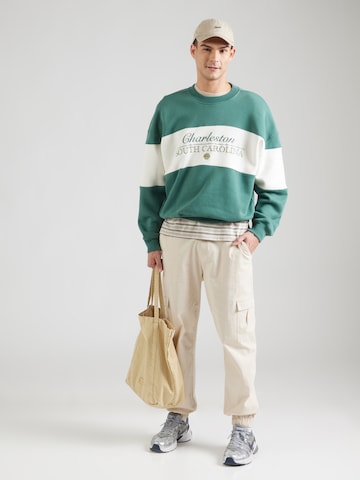 HOLLISTER Sweatshirt 'DESTINATION' in Green