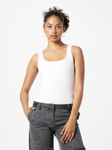 PIECES Top 'NEJA' in White: front