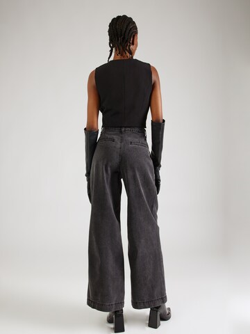 Warehouse Wide leg Bandplooi jeans in Zwart