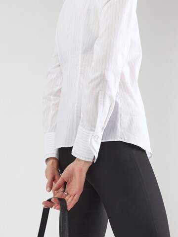 BOSS - Blusa 'Beniza' en blanco