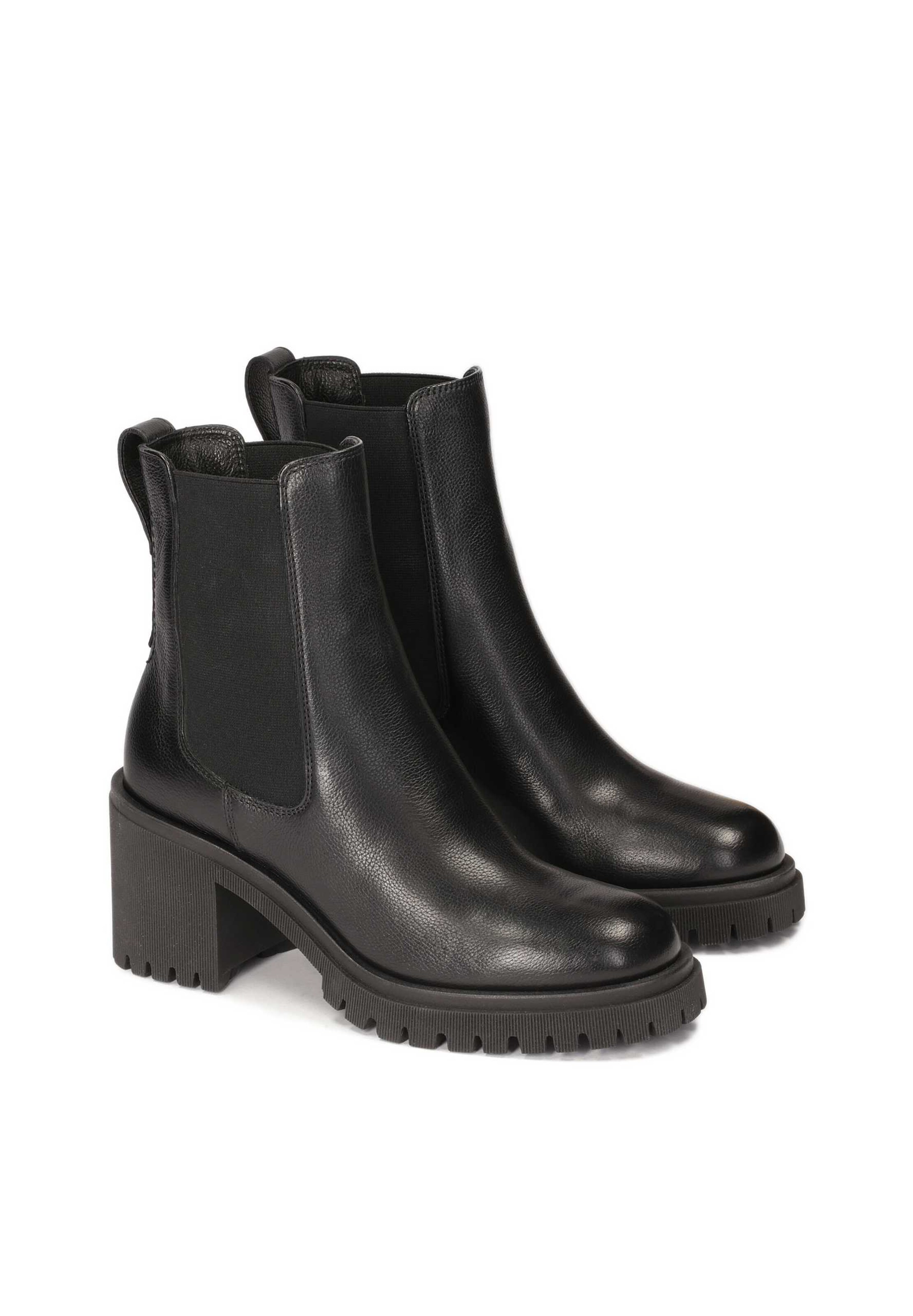 Kazar Къси ботуши в черно