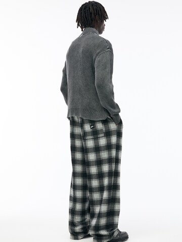 Pull&Bear Loosefit Hose in Grau