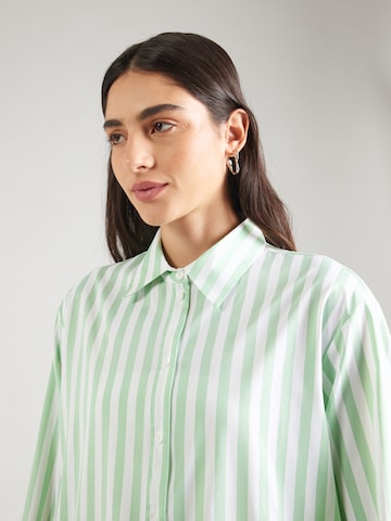 Miss Selfridge Блузка в Зеленый