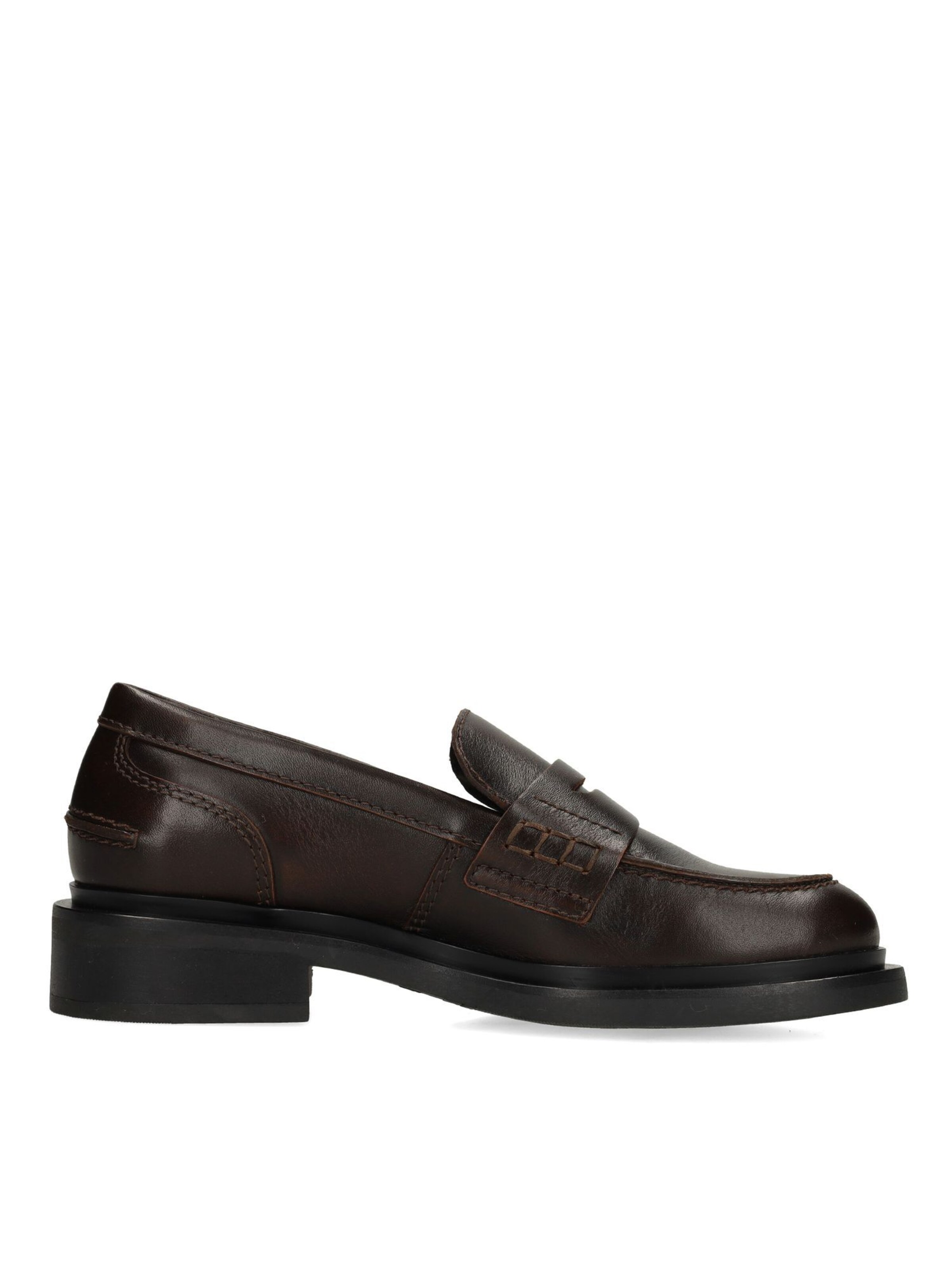 MANFIELD Classic Flats in Brown