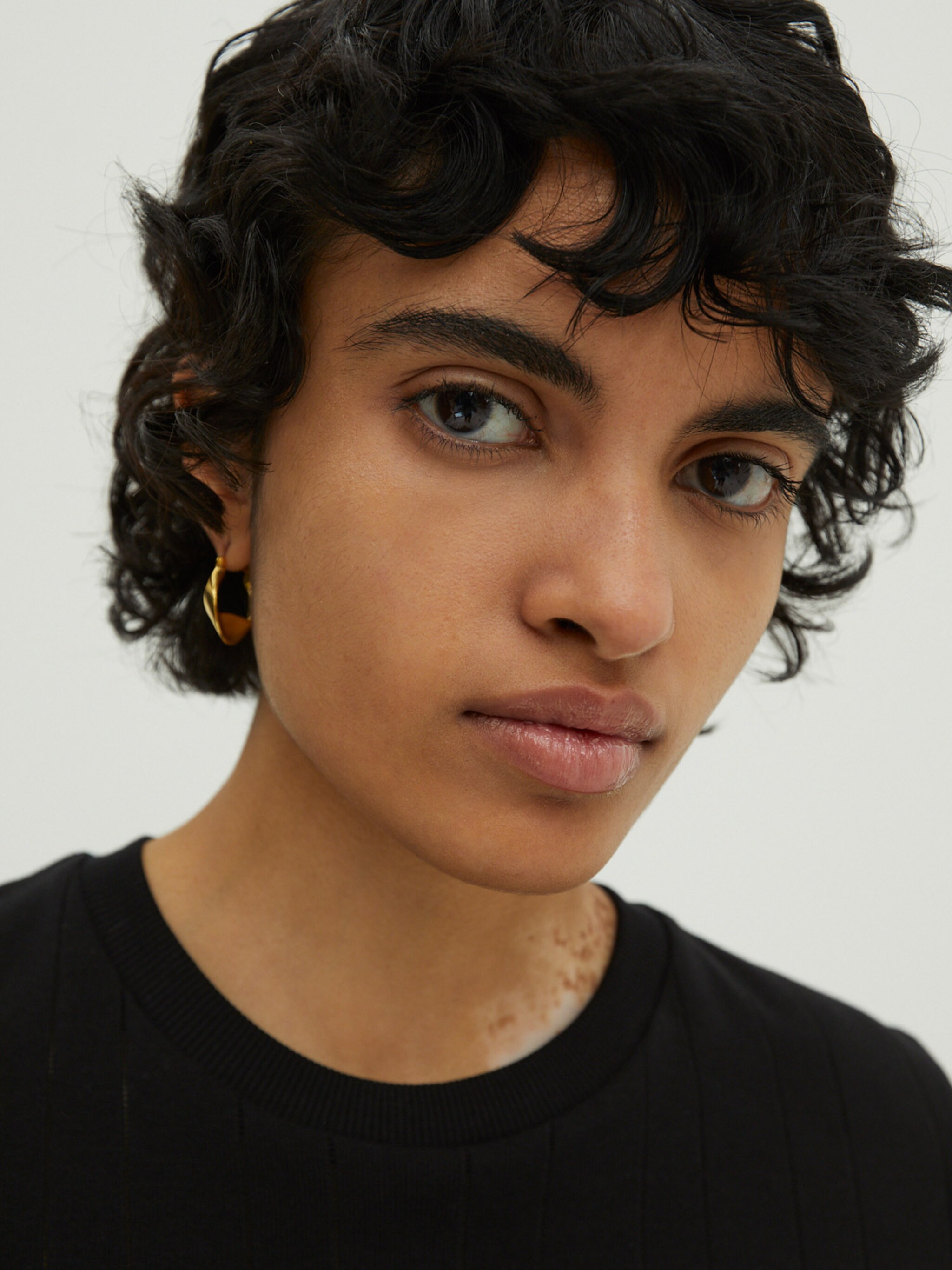 EDITED Productos Camiseta 'Perla' negro