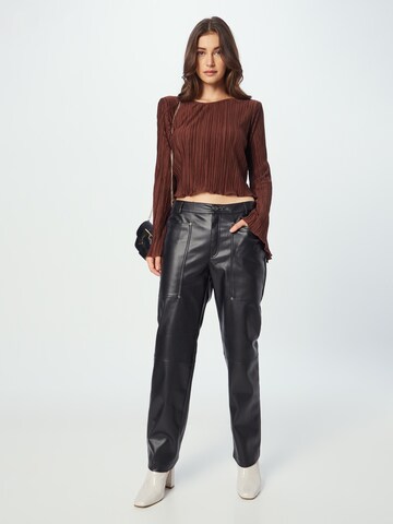 SOMETHINGNEW - Blusa 'Victoria' en marrón