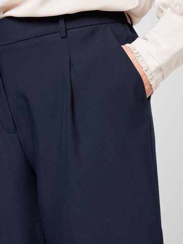 ONLY Carmakoma Loose fit Pleat-Front Pants 'Carthea' in Blue