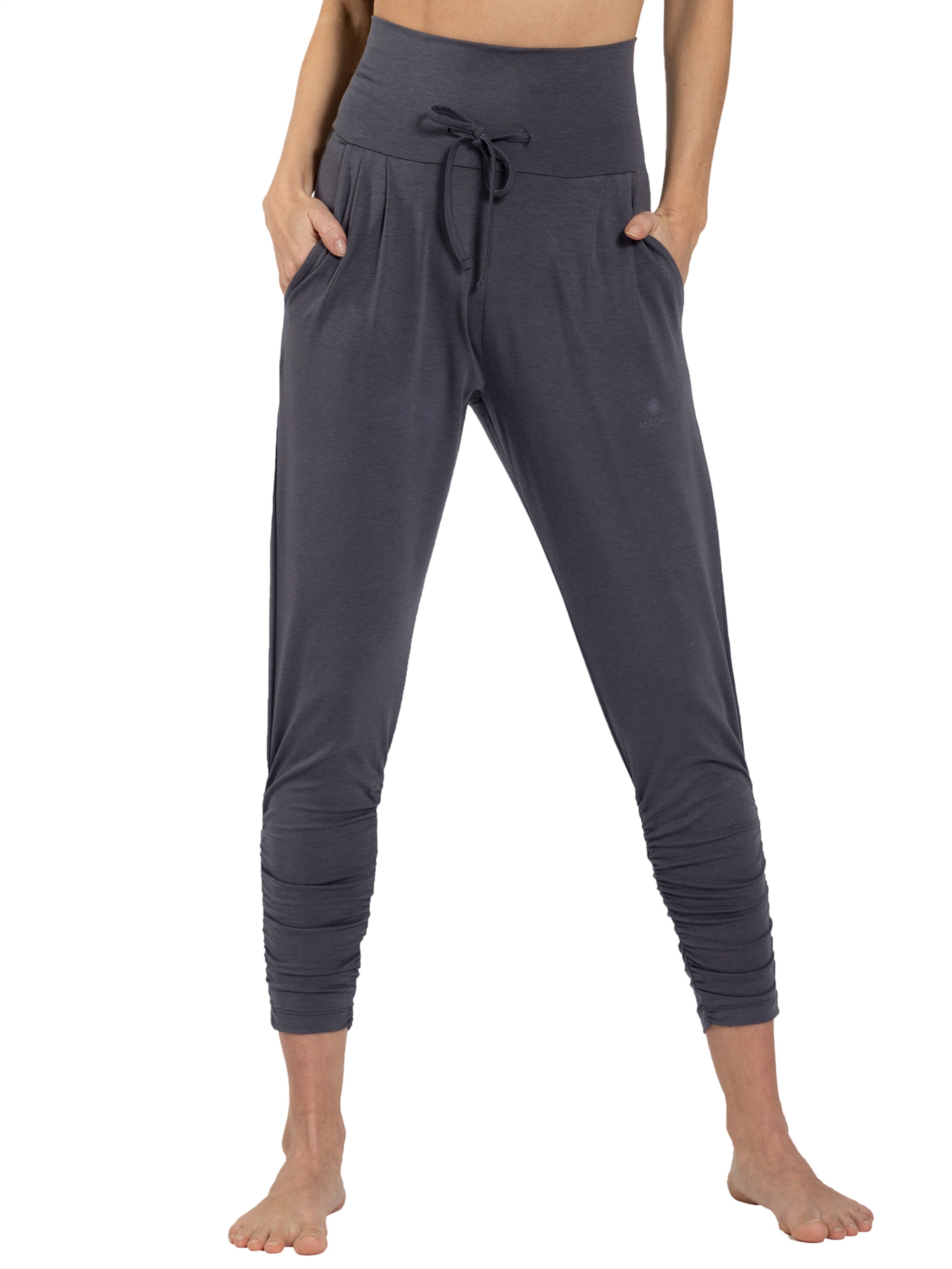 Magadi Regular Sporthose 'Francis' in Grau: Vorderseite