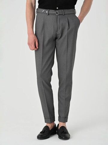 Regular Pantalon Antioch en gris