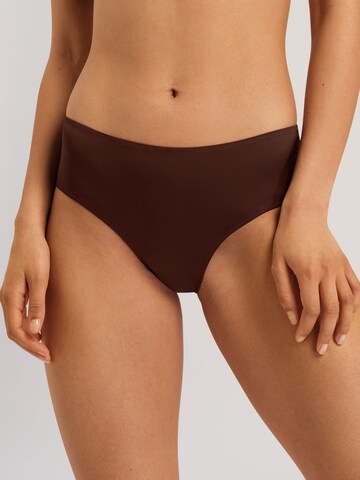 Hanro Panty ' Elia ' in Brown: front