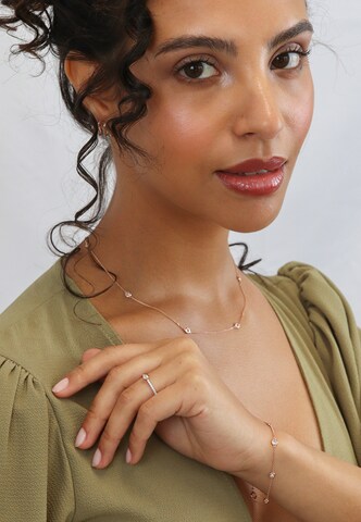 Nana Kay Ring in Gold: front