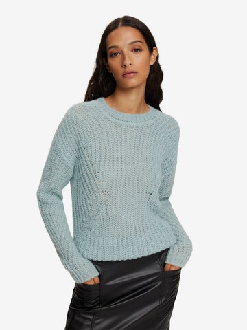 ESPRIT Sweater in Green: front