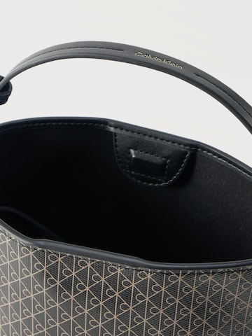 Calvin Klein - Mala de bolsa em preto