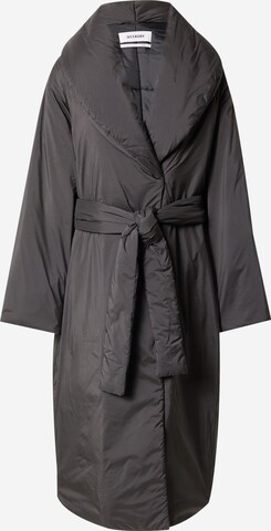 WEEKDAY Zimní kabát 'Zyan' – černá: přední strana