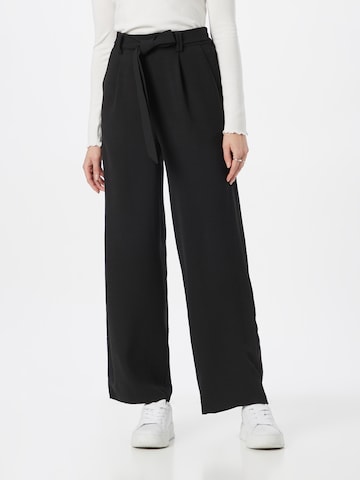 Wide leg Pantaloni con pieghe 'Liane' di ABOUT YOU in nero: frontale