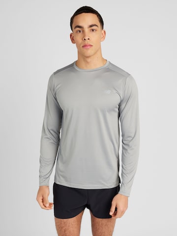 T-Shirt fonctionnel 'Essentials' new balance en gris : devant