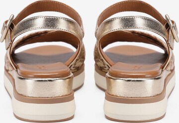 INUOVO Sandals in Gold