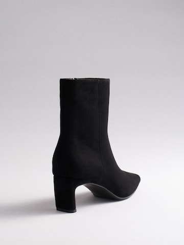 The Set Stiefelette in Schwarz