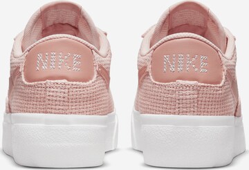 rozā Nike Sportswear Zemie brīvā laika apavi 'Blazer'