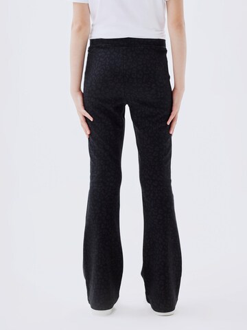 NAME IT Bootcut Hose 'TRIKKA' in Schwarz