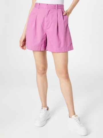 GAP Loose fit Pleat-front trousers in Purple: front