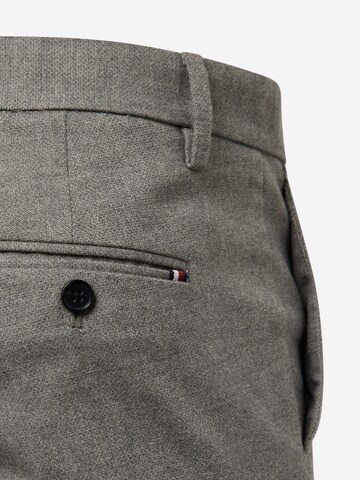 TOMMY HILFIGER Slimfit Chino 'Bleecker' in Grijs