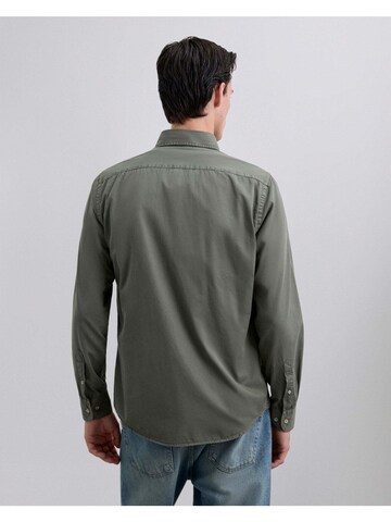 Scalpers Rovný strih Košeľa 'Seatle' - Zelená
