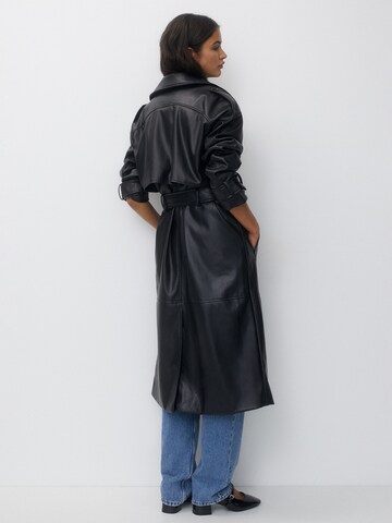 Pull&Bear Between-seasons coat in Black