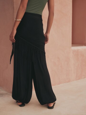 Tapered Pantaloni di Next in nero