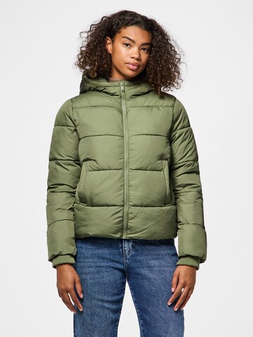 PIECES Winter Jacket 'PCBee' in Green: front