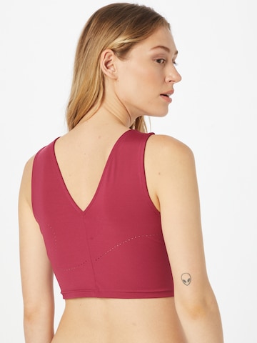 Reebok Sporttop in Roze