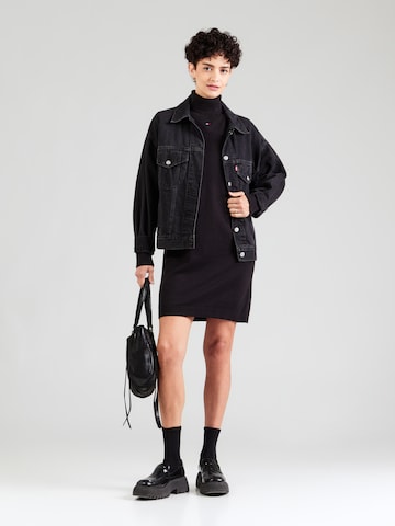 Tommy Jeans - Vestido de punto 'ESS' en negro