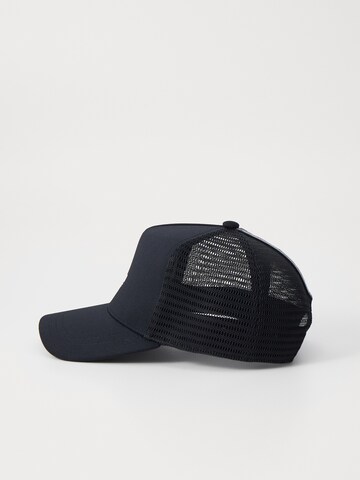 ADIDAS ORIGINALS Cap in Black