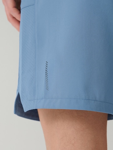 Nextregular Sportske hlače 'Active Gym' - plava boja