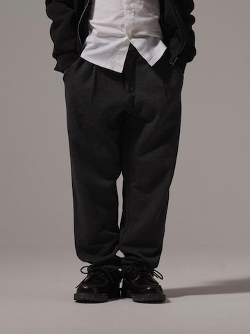 NAME IT - regular Pantalón en gris: frente