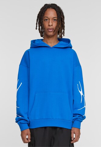 Sweat-shirt MT Upscale en bleu : devant